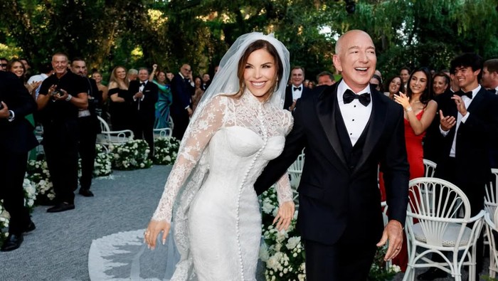 Jeff Bezos dan Lauren Sanchez