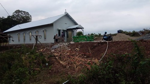 Kapela dengan konsep bangunan portabel di Paroki St. Mikhael Noa, Kecamatan Pacar, Manggarai Barat, NTT (Dok.Brigadir Jenderal TNI (Purn) Simon Petrus Kamlasi)