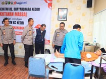 Polres Kediri Kota Gelar Khitanan Massal Sambut HUT ke-79 Bhayangkara