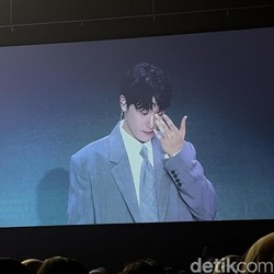 Lee Do Hyun Nangis Sesenggukan di Fanmeeting Jakarta