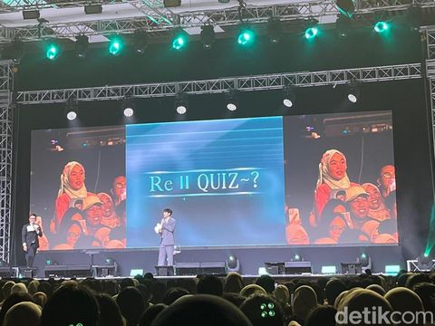 Aktor Korea Selata Lee Do Hyun menggelar jumpa fans bertajuk 2025 Lee Do Hyun Fanmeeting [Re ▶ DO HYUN] in Jakarta di The Kasablanka, mal Kota Kasablanka, Jakarta Selatan, Sabtu (28/6/2025).
