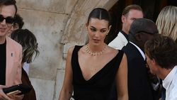 Jujur.. Vittoria Ceretti Cerita Rasanya Jadi Pacar Leonardo DiCaprio