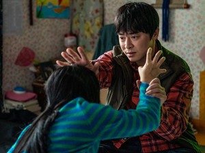 My Daughter Is A Zombie Film Korea Terlaris 2025