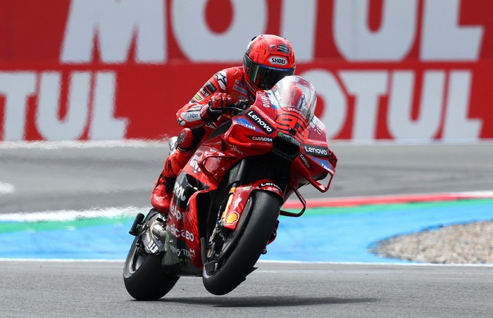 MotoGP - Grand Prix of Netherlands -TT Circuit Assen, Assen, Netherlands - June 29, 2025 Ducati Lenovo Teams Marc Marquez in action during the race REUTERS/Yves Herman