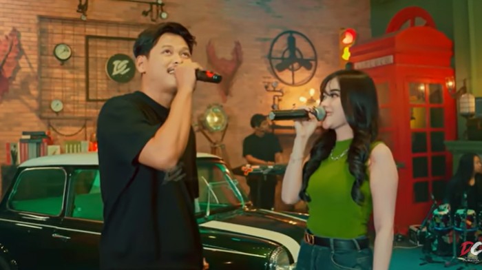 Jasun Marju dan Tiara Amora duet nyanyikan lagu Sinarengan.