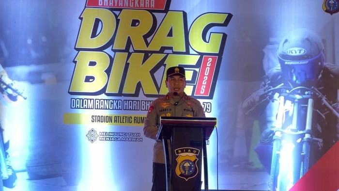 Kapolda Riau Irjen Herry Heryawan meresmikan drag bike sebagai ajang resmi untuk mencegah balap liar di Riau, khususnya di Kota Pekanbaru. Kegiatan ini diresmikan pada Minggu (29/6/2025).