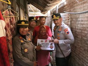 Ratusan Paket Bansos Dibagikan di Jepara Sambut HUT Bhayangkara Ke-79