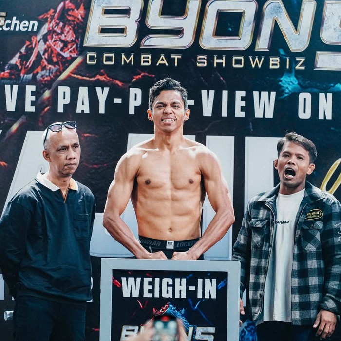 Foto Kkajhe dan Aziz Calim saat jelang duel di ring diambil dari Instagram Byon Combat.