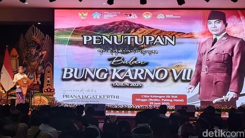 Gubernur Bali Wayan Koster di sela-sela acara Penutupan Bulan Bung Karno VII tahun 2025 di gedung Citta Kelangen ISI Bali, Minggu (29/6/2025).