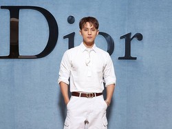 7 Gaya Mingyu SEVENTEEN dan Personel Grup KPop TXT di Paris Fashion Week 2025