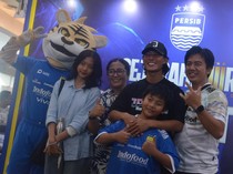 Ini yang Bikin Henhen Kaget Saat Bertemu Bobotoh di Cirebon