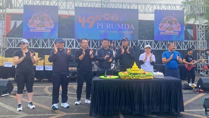 Perayaan HUT ke-49 PDAM Karangasem di Taman Jagath Karana,  Minggu (29/6/2025) (I Wayan Selamat Juniasa/detikBali)