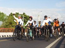 Peringati Hari Bhayangkara Ke-79, Walkot Kediri Gowes Bareng Forkopimda