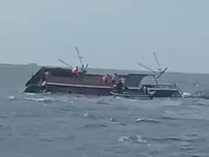 Kapal Wisata Diminta Waspada Cuaca Buruk di TN Komodo hingga 5 Juli
