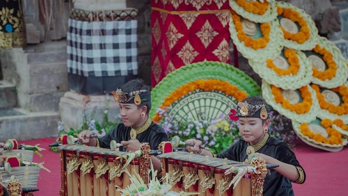 Seniman dari Sanggar Seni Selendro Agung, Banjar Saren, Desa Sibangkaja, Kecamatan Abiansemal, Badung juga tampil memukau di PKB, Minggu (29/6/2025).