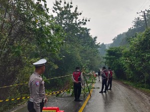Ruas Jalan Kolono-Moramo Amblas Akibat Hujan Deras, Akses Buka-Tutup