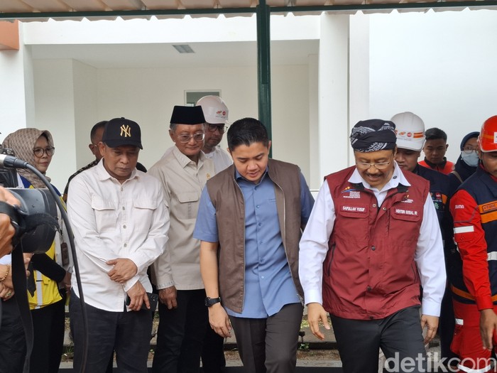 Sekolah Rakyat Sentra Handayani Bambu Apus, Jakarta Timur. Sekolah Rakyat Sentra Handayani Bambu Apus, Jakarta Timur.