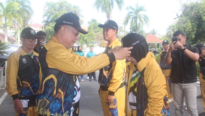 Wabup OKU melepas kontingen Korpri yang akan bertanding Porprov Korpri 2025.