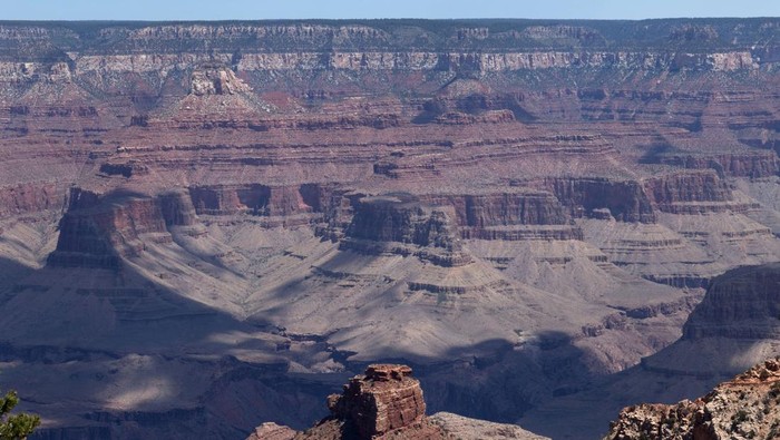RUU “One Big Beautiful Bill Act” berpotensi memangkas dana besar bagi National Park Service. Pemotongan ini dinilai bisa mengancam pelestarian taman nasional AS.