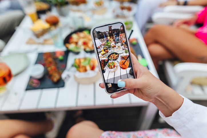 Suka Foto Makanan? Psikolog Ungkap 5 Karakter para Foodies