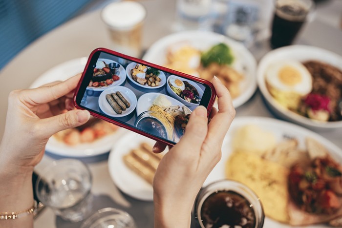 Suka Foto Makanan? Psikolog Ungkap 5 Karakter para Foodies
