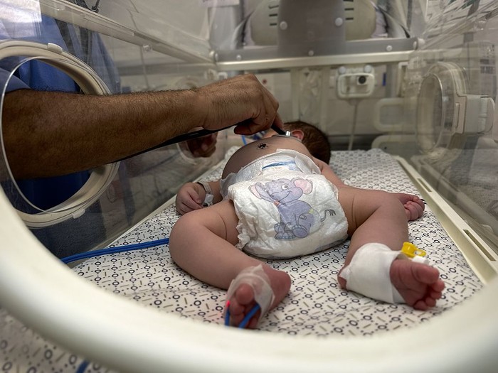 KHAN YUNIS, GAZA - JUNE 19: Premature babies are being treated amid Israeli attacks at the Nasser Hospital as they are at risk due to a shortage of medicines, medical supplies and infant formula in Khan Yunis, Gaza on June 19, 2025. (Photo by Doaa Albaz/Anadolu via Getty Images)