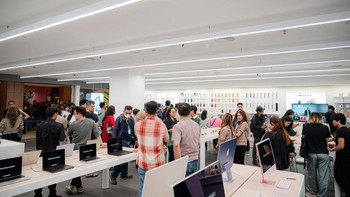 Peluncuran konsep baru ini mengikuti kesuksesan toko APP sebelumnya yang mengedepankan kenyamanan dan pengalaman berbelanja premium. Dengan ruangan yang lebih luas dan Service Center terintegrasi, Digimap ingin menghadirkan layanan ritel yang lebih lengkap dan efisien. Foto: Digital