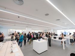 Intip Toko Digimap Terbaru yang Mirip Apple Store