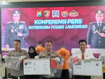2 Pria Penyuka Sesama Jenis di Lamongan Bikin dan Sebarkan Video Gay