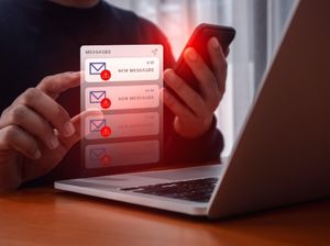 Satu Klik di Aplikasi Chat Bisa Kirim Semua Data Kontak, Hati-hati!