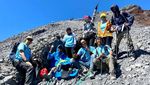 Me Time ala Ira Wibowo Naik Gunung, Flashback Taklukkan Puncak Rinjani