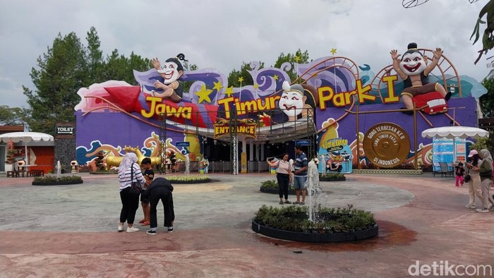 Jatim Park 1 merupakan salah satu destinasi wisata di Kota Batu.