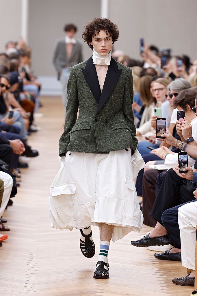 PARIS, FRANCE - JUNE 27: (EDITORIAL USE ONLY - For Non-Editorial use please seek approval from Fashion House) A model walks the runway during the Dior Homme Menswear Spring/Summer 2026 show as part of Paris Fashion Week on June 27, 2025 in Paris, France. (Photo by Estrop/Getty Images)
