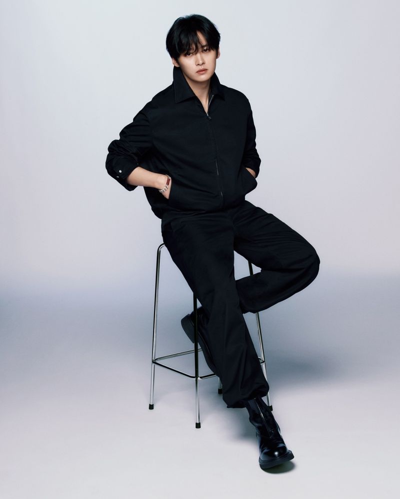 Lee Know Stray Kids diumumkan sebagai global brand ambassador Gucci.