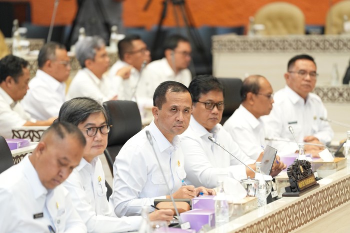 Menteri Transmigrasi, Iftitah Sulaiman