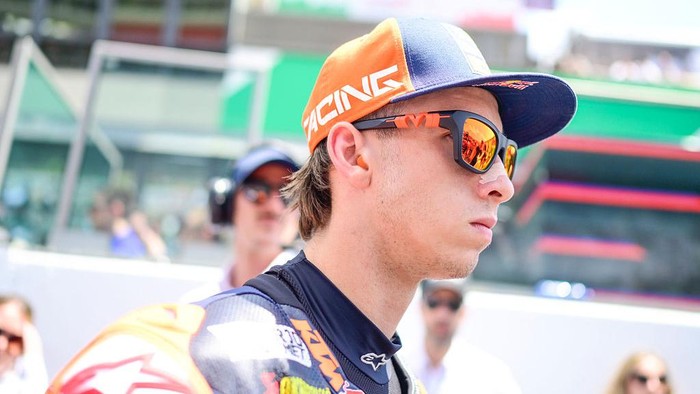 SCARPERIA, ITALY - JUNE 22: Pedro Acosta of Spain riding the Red Bull KTM Factory Racing bike (37) on the grid during the MotoGP of Italy race at Mugello Circuit on June 22, 2025 in Scarperia, Italy. (Photo by Gold & Goose Photography/Getty Images)