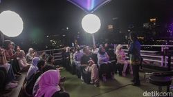 Lihat Lagi Aksi Andrea Hirata di Sesi Sharing Menulis Kreatif