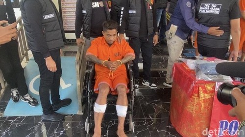 Polres Karangasem saat melaksanakan rilis kasus pencurian dengan pemberatan, Senin (30/6/2025).