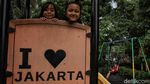 Riuh Tawa Anak-anak Hiasi Gang Sempit Sunter Agung
