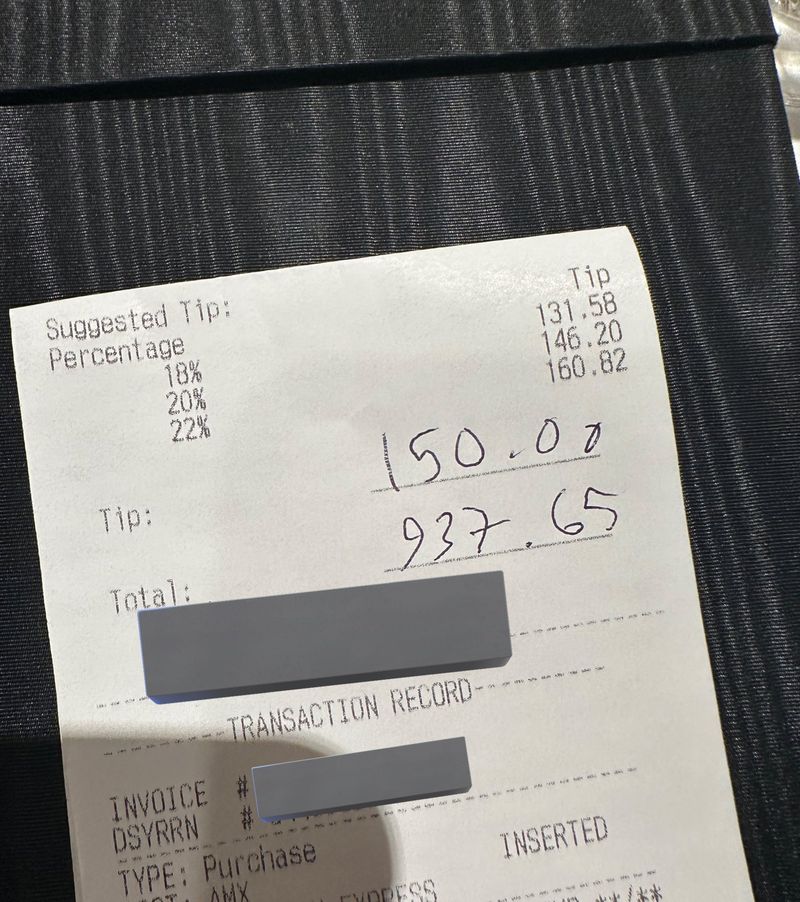 Sarapan Bareng Keluarga di Disneyland, Pria Ini Kaget Totalnya Rp 17,8 Juta