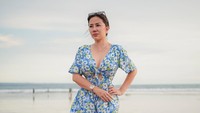 Soal kriteria pasangan, Tante Ernie mengatakan gak muluk-muluk kok. Orang yang bisa ngasih kedamaian, ujarnya. (Foto: dok Instagram himynameisernie)