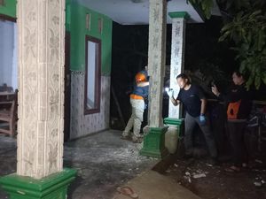 Nenek 92 Tahun Dilempar Bom Ikan di Teras Rumah gegara Dituduh Dukun Santet