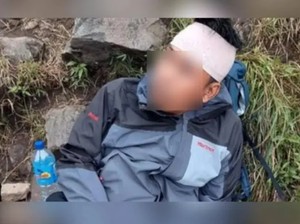 3 Turis Kecelakaan di Rinjani, Kepala BTNGR Ingatkan Keselamatan Pendakian