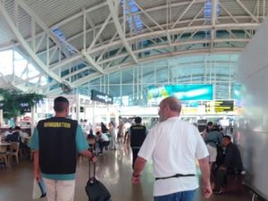 Bule Jerman Dipulangkan dari Bali gegara Overstay 72 Hari