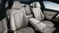 Untuk sebuah mobil listrik berperforma tinggi, harga tersebut tentunya murah, terutama jika dibandingkan dengan kompetitor utamanya Tesla Model Y yang dijual dengan harga start dari 263.500 RMB (Rp 606 juta) untuk versi RWD dan 313.000 RMB (Rp 719,9 juta) buat varian Long Range. Model Y tak memiliki varian High Performance. Foto: Xiaomi
