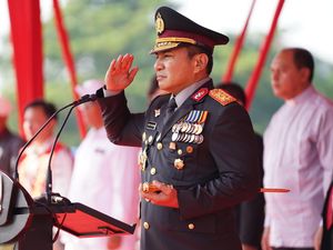Kebijakan Kapolda Riau di Hari Pertama Sekolah: Cerminan Pimpinan Peduli Anak