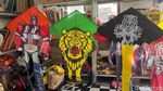 Geliat Perajin Layangan di Mojokerto