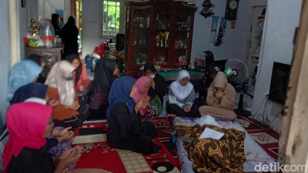 Suasana Haru Selimuti Rumah Duka Hamdan ATT