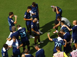 Lautaro-Calhanoglu Ribut, Chivu Gelar Rapat Darurat