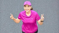 Lari juga menjadi pilihan Ira Wibowo mengisi waktu. Foto: dok. Instagram Ira Wibowo